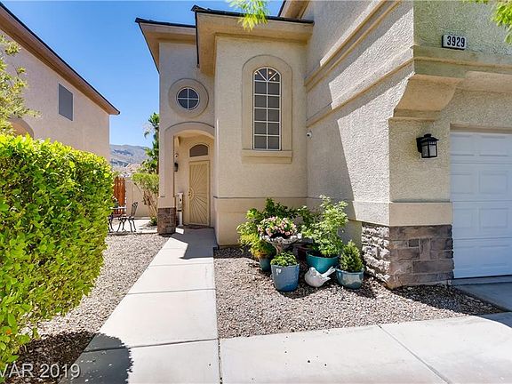 3rd image of 3929 Broad Meadow Ct