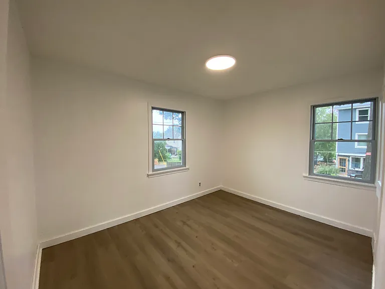 12 Barbara Ln — Photo 15