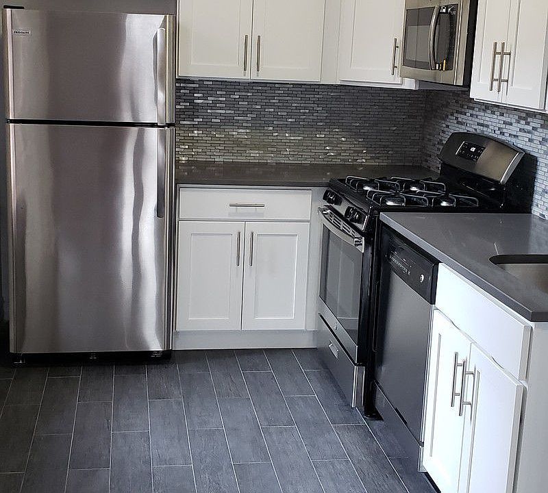 1st image of 1730 E 18th St APT 3G