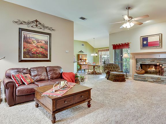 4th image of 17406 Canyon Holw