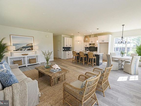 5th image of 26590 Driftwood Dr #84
