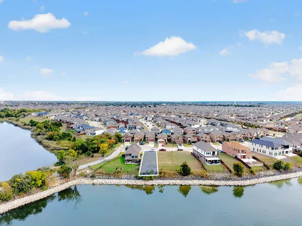 18029 Lake Ray Hubbard Dr, Forney, TX 75126