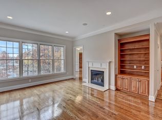 385 Bay Harbour Rd, Mooresville, NC 28117