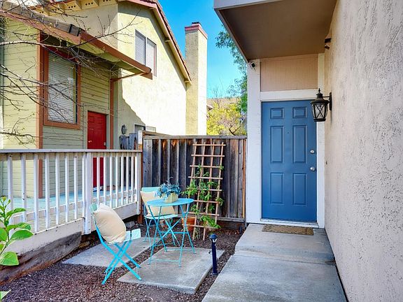 4th image of 1970 Badgerwood Ln