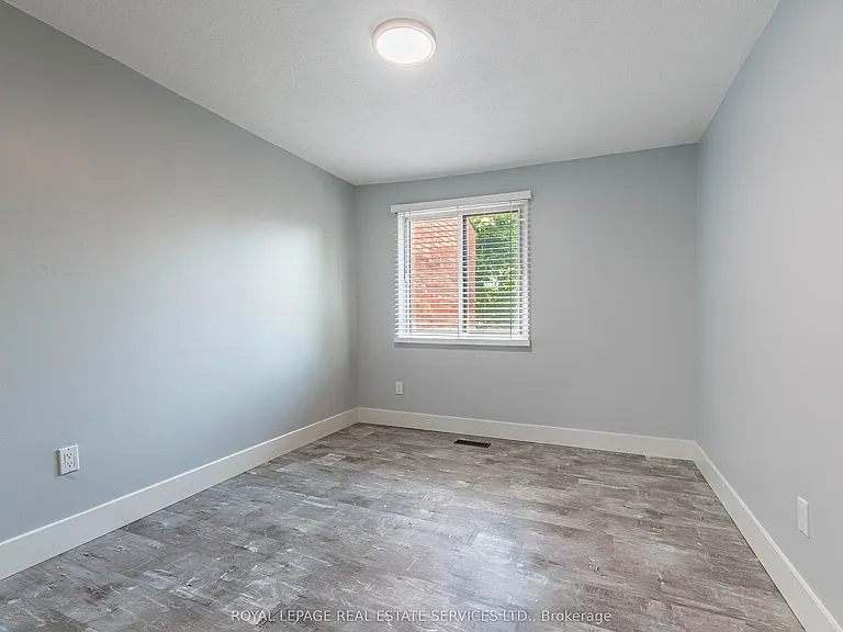 1855 Maple Ridge Dr #35 — Photo 37