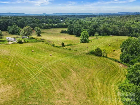Millersville Rd, Taylorsville, NC 28681