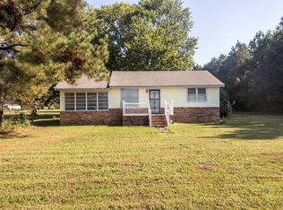 7021 General Puller Hwy, Locust Hill, VA 23092