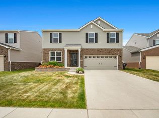 51323 Mayfield Dr, Chesterfield, MI 48047