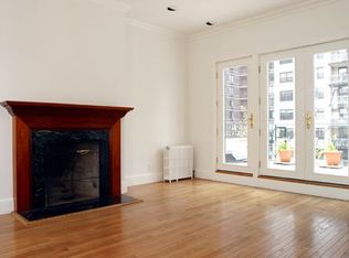 415 E 72nd St #6FPH, New York, NY 10021