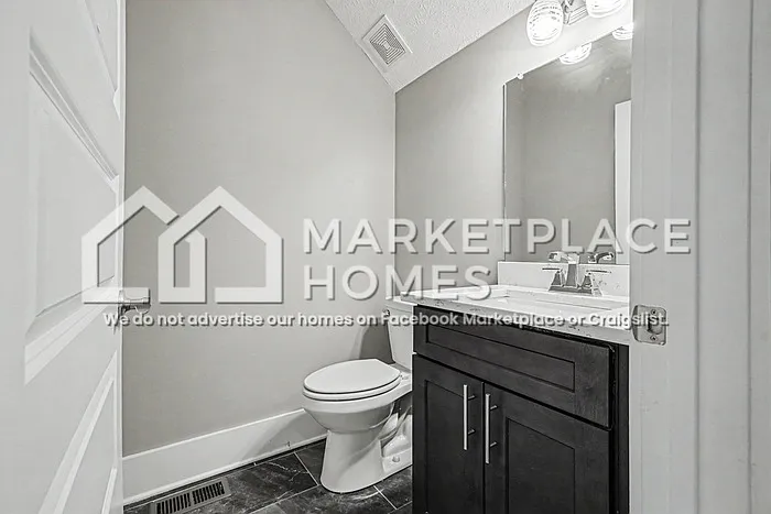 119 Bell St — Photo 9