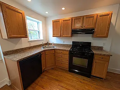 2 bed, $1,700 — Photo 2