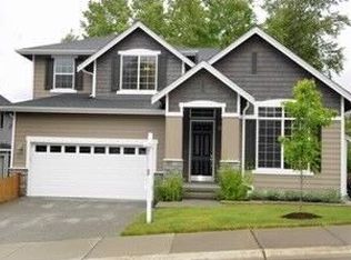 8238 NE 198th St, Kenmore, WA 98028