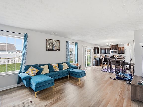 2nd image of 4351 Pimlico Pl