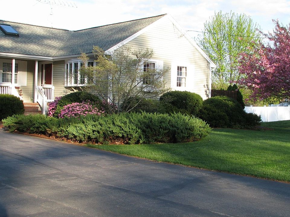 Front/Entrance