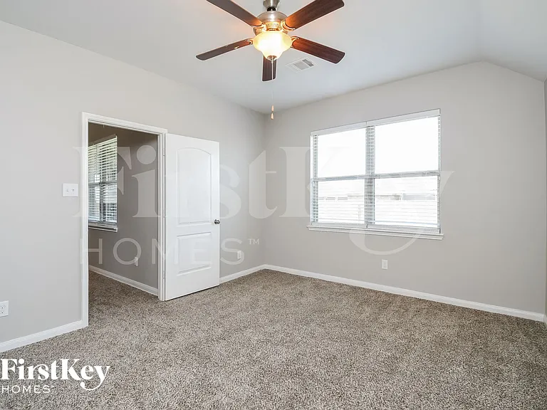 1536 Millennium Dr — Photo 8