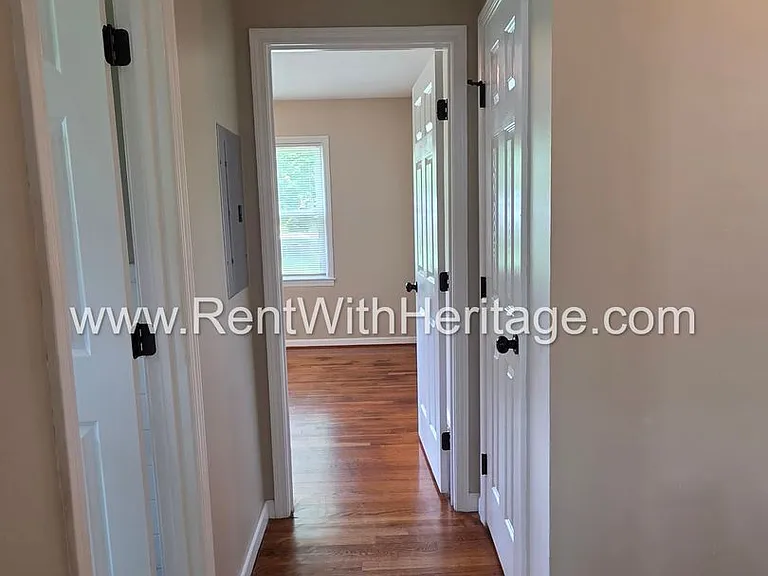 6266 Melrose St — Photo 21