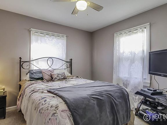 5th image of 57 Majestic St SE