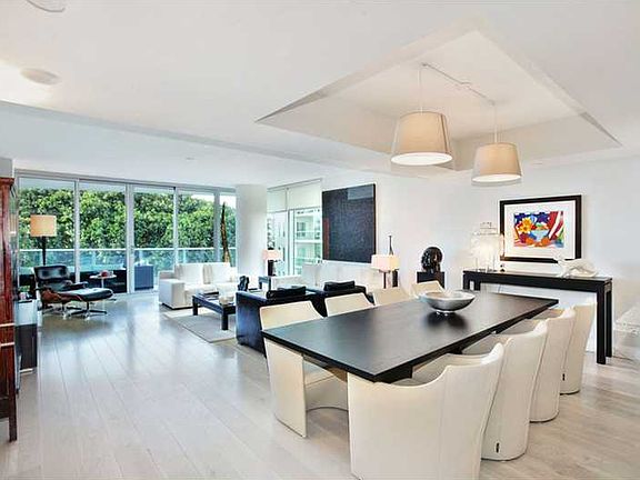3rd image of 2627 Bayshore Dr #702