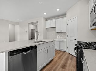 1045 Lauryn Oak Loop, Longs, SC 29568