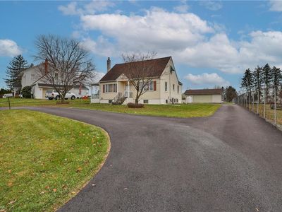 704 Maryland St, Whitehall, PA, 18052