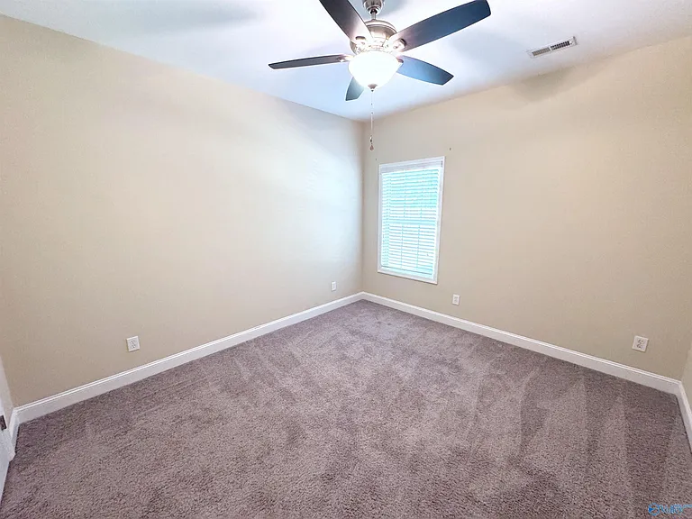 114 Summer Pointe Ln — Photo 39