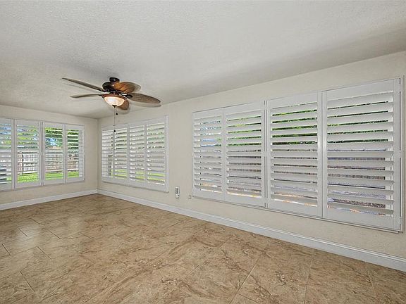 5th image of 782 TERRACE ROAD