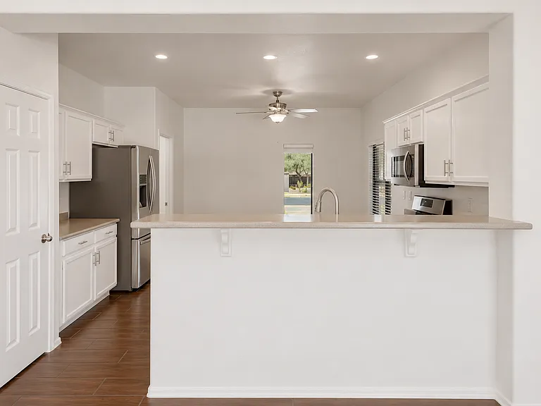 5427 W Marietta Dr — Photo 10