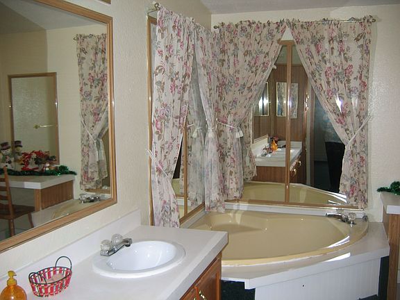3rd image of 22662 S Olympia Dr