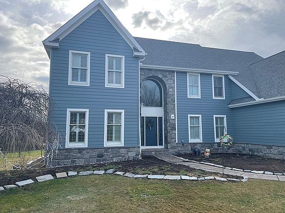 2nd image of 3 Summerhill Dr