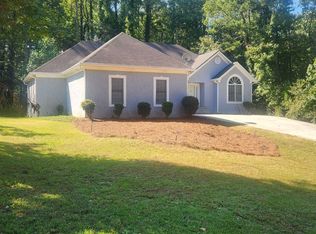 2885 Summit Dr, Jonesboro, GA 30236