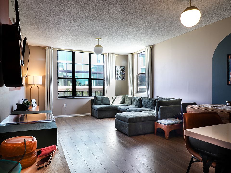 1st image of 630 Sapodilla Ave APT 333