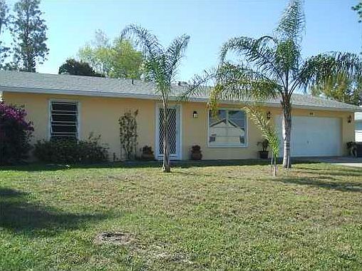 1st image of 840 SE Degan Dr