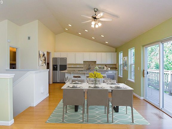 4th image of 13377 SW Summerwood Dr