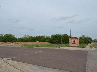 401 Lope De Vega Dr, Laredo, TX 78046