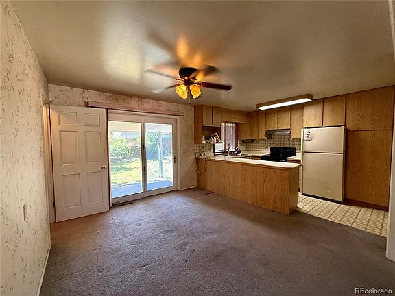 4th image of 1489 S Carr Street