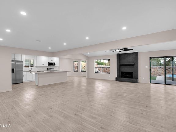 3rd image of 6940 Villa Hermosa Dr