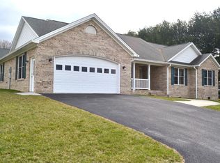 1345 W Ridge Rd, Wytheville, VA 24382