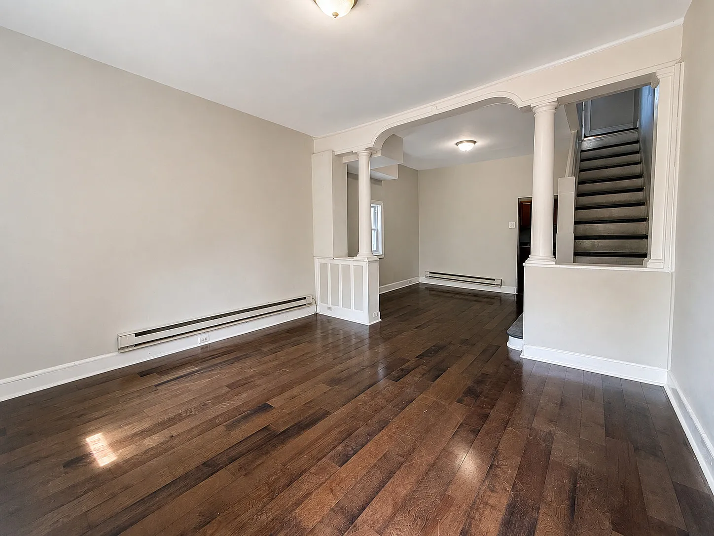 Comfortable 3-Bedroom Home with Additional Basement Space in Hartranft — Photo 4