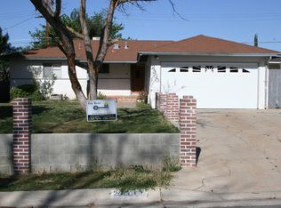 2300 Edgewood St, Bakersfield, CA 93306