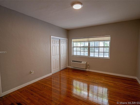 5th image of 1336 Pennsylvania Ave APT 7N