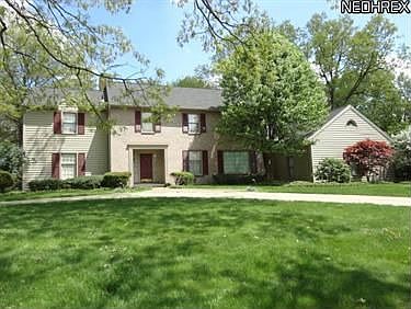 1st image of 105 N Crandon Ave