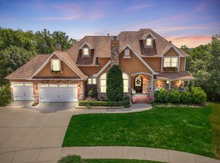 709 Pennock Cir, Crown Point, IN 46307