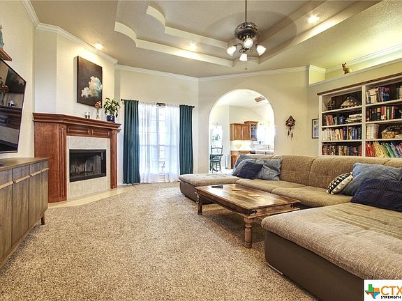 4th image of 707 Bullwhip Cir