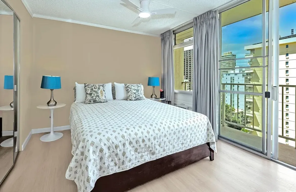 2575 Kuhio Ave — Photo 4