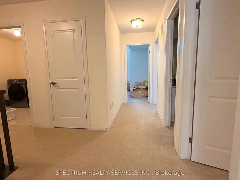 45 Dennis Ave — Photo 7