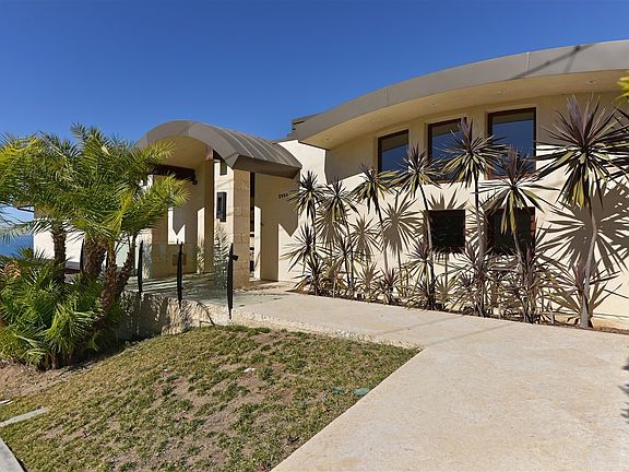 3rd image of 5955 La Jolla Corona Dr