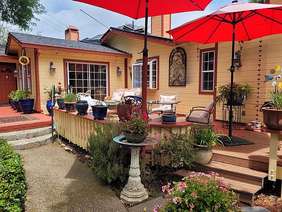 Front Deck entry