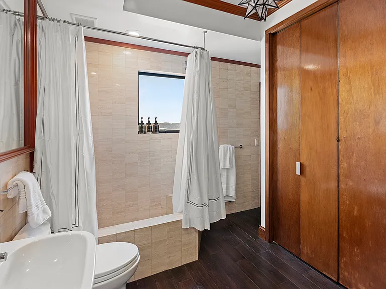 3135 Pacific Ave #6 — Photo 48