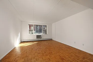 Rented by Manhattan Skyline