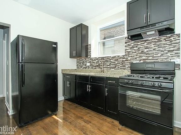 4th image of 8246 S Maryland Ave APT 3S